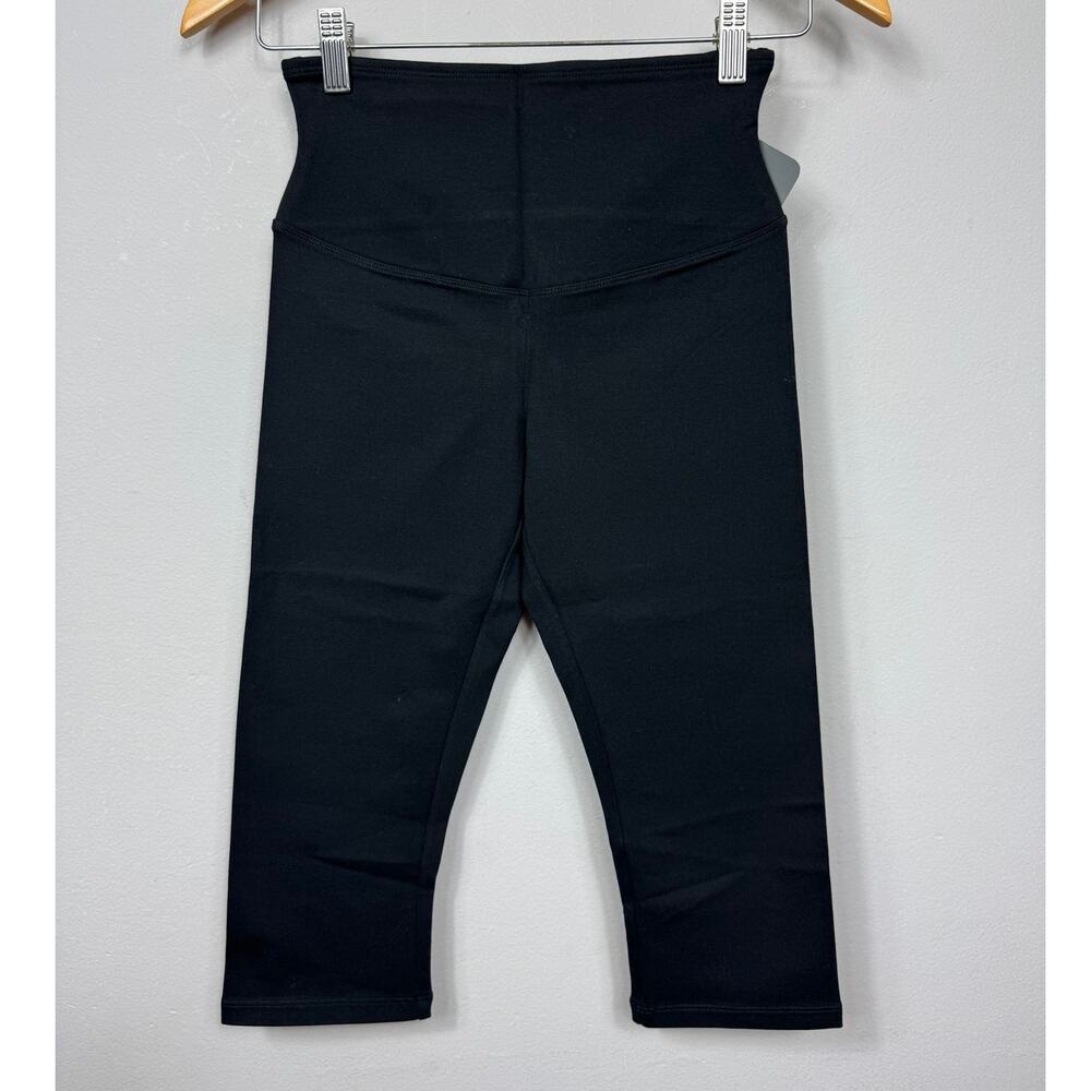 Yummie by Heather Thomson Black High-Waist Capri Leggings - Sculpting Fit